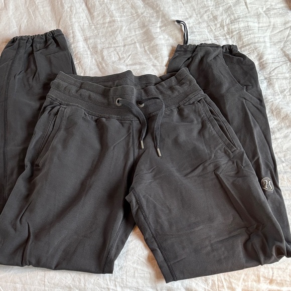 lululemon athletica Grey sweatpants - Picture 2 of 6